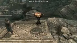 The Elder Scrolls V Skyrim Человек умер на скамейке