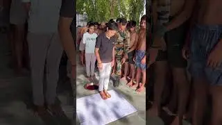 Flat foot check girls 🧒😱 