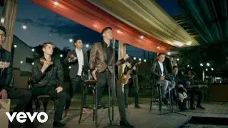 Cumbia de la Cruz - Fingir Amor ft. Kjarkas
