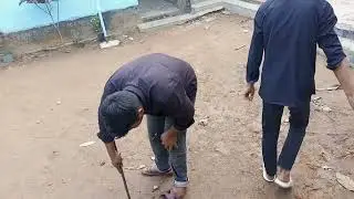 কত কষ্ট করে চুলা খনন করতে হয়