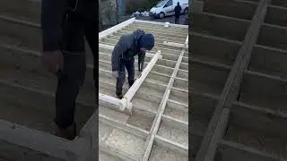 Log cabin building satisfying sounds #cabinbuilding #buildingalogcabin #cabinbuild #shorts #logcabin