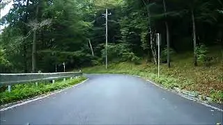プジョーＭＴＢ、ダウンヒル中にリアタイヤがバースト！