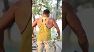 itni Chaudi Back Aise bnegi ☝️ 