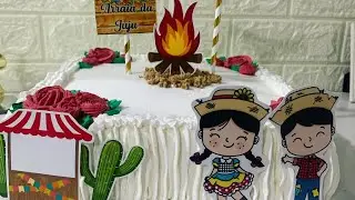Decoração de bolo quadrado