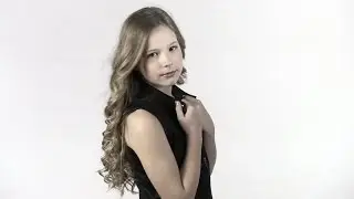 Video shoot model Chloë Lohuis