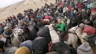 Наими Дулан Аз Панж Дар Жалолиддини Балхи