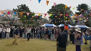 លេងវាយក្អមនៅកូរ៉េ