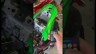 Why Do I Keep Blowing Fuses? #kawasakiz1000 #kawasaki #motorcycle #wiring #wiringproblem