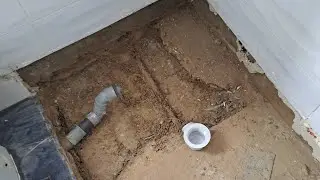 El cambio de un plato de ducha partido