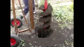 Самодельная буровая установка.