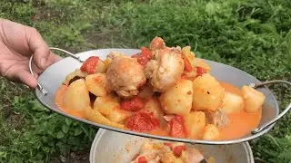 Готовлю в казане ЖАРКОЕ ИЗ КУРИЦЫ с овощами / Чай из самовара на шишках