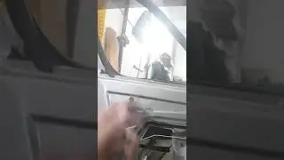 How to remove the rear passenger door glass on a Renault Sandero Stepway