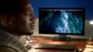 Смешной момент из фильма дом с порнанормальными явлениями 2