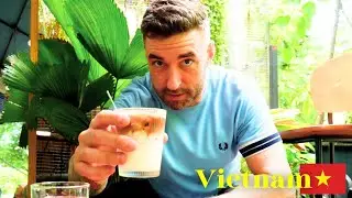 🇻🇳 Why $3 STARBUCKS failed in VIETNAM | Try these 5 CHEAP Vietnamese COFFEE Drinks!