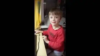 Пока все дома.  Илья