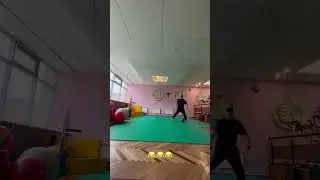 Когда хотел показать профи но что то пошло не так 😂 #футбол#неудачнаяпопытка#сломал палец#shorts