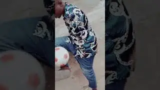 HE IS PLAYING FOOTBALL WITH NO ARMS #framebyframe #truly #bbc