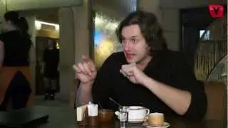 YELL TV Piter - Виктор Набутов в кофейне MANGO