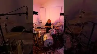 Tal Bergman | It’s a Slide #drums #drumming #drummer #groove #recordingstudio 😎👍