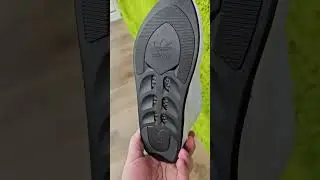 Кроссовки Adidas