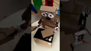 ROBOT performs a coin MAGIC trick! #shorts