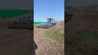 Гусеничный трактор ХТЗ.
