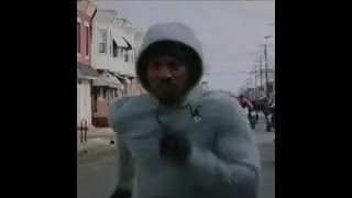 Аддонис Крид на фоне учителя Рокки БальбоаAddonis Creed in front of teacher Rocky Balboa