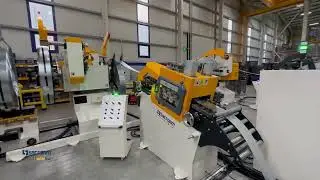 Двухголовочный разматыватель, выпрямитель и сервоподатчик / SACFORM