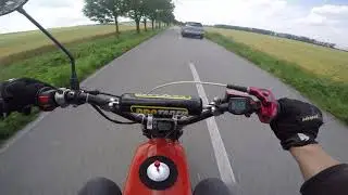 Red mopeds are fast