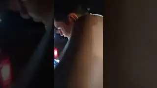 pelón en fachas comprando pan 😂