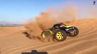 Машинка на радіоуправлінні WLToys 144002 4WD 