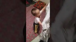 Омарчик жағаласып жүр )))