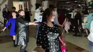 Настоящие Марийские танцы на марийской свадьбе! Ала лиеш ала уке мый муралташ лектына!
