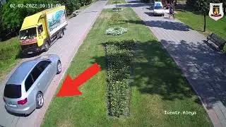 У парку Луцька планують встановити обмежувачі для автомобілів