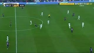 Fans cheered when Frenkie de Jong gave this pass vs Real Madrid | Pre-season