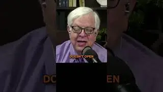 Is it a red flag if a man does not open a door for a woman?