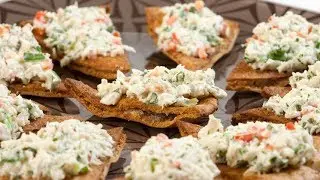 How to Make Crab Salad On Toasted Pita Chips
