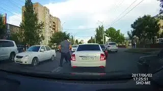 Драка на дороге.Разборки