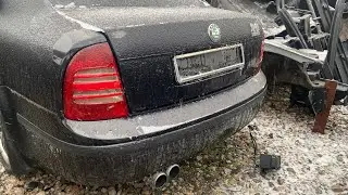 Снимаю Задний Бампер  Skoda Superb 1 Как снять задний бампер , в чём секрет ?