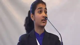 Fabulous speech by 8th class student- HEMAKSHI DIWAN