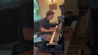 Jammin on piano with @CaseyBassy