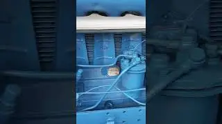 трактор т 40 покрасил мотор( сумасшедший....)