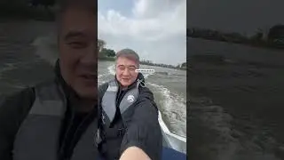 Одноместная электро лодка. Уточнить детали приобретения по Whatsapp +8613802440430