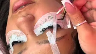 lash with me #lashextensions #lashes #fyp #lashes #eyelashes