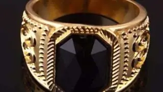 Золотой перстень с черным камнем из Китая.