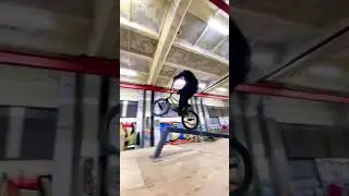 Volodymyr Oleksiuk bmx tricks | Up & Comers