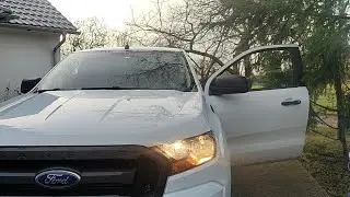 Tutorial | Ford Ranger Glühlampe (H7 Abblendlicht) wechseln und Batterie ein und aus bauen