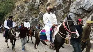 Super Star Rajinikanth Spiritual Trip To Himalayas Stills - Into the Caves Horse Ride
