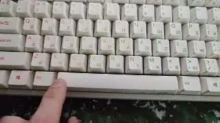 Varmilo VA87M Double Rainbow RGB Cherry MX Silent Red Stock