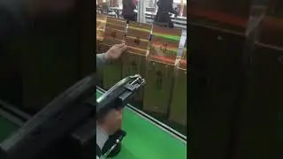 automatic rivet machine.  rivet size:2.4-4.8mm